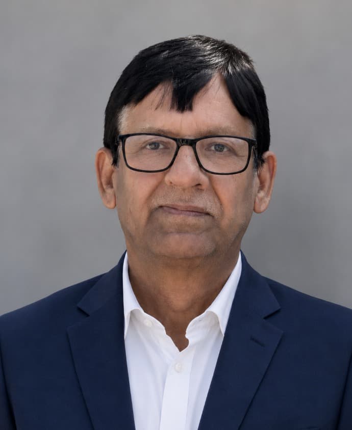 Pradhuman Kumar Shah - Head Client Relationship
